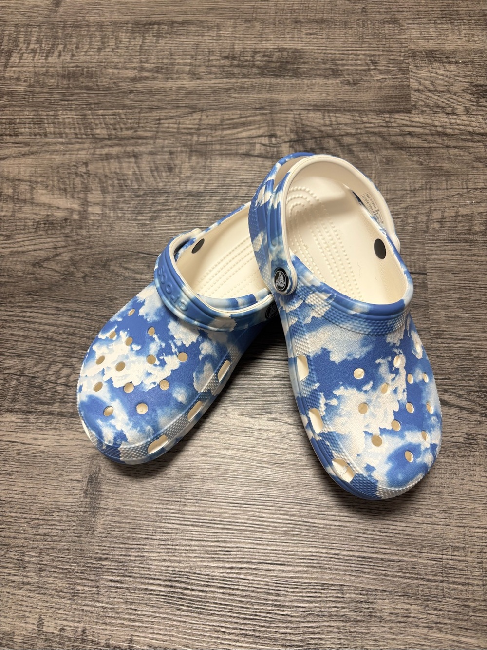 Adult Cloud-Print Comfort Clogs - Blue/White